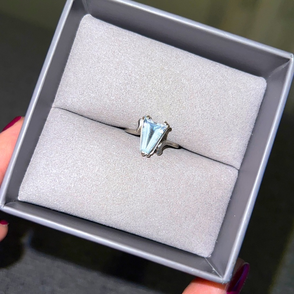 Unique Art Deco Aquamarine Blue Ring - US size 5/White Gold